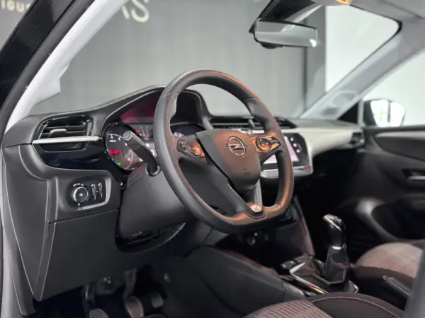 Opel Corsa 1.2 Business 11