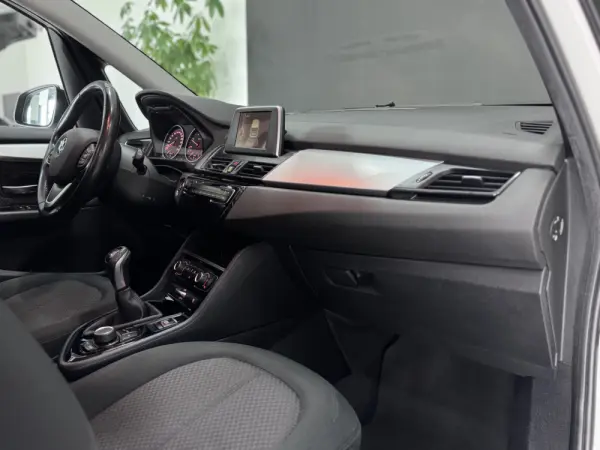 BMW 218 Gran Tourer d 7L Advantage 13