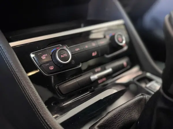 BMW 216 Gran Tourer d 7L Line Sport 13