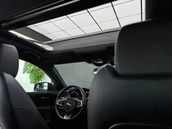 Jaguar XE 2.0 D R-Sport Aut. 21