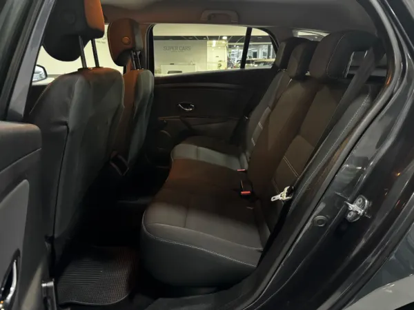 Renault Mégane Sport Tourer 1.5 dCi Dynamique S 7