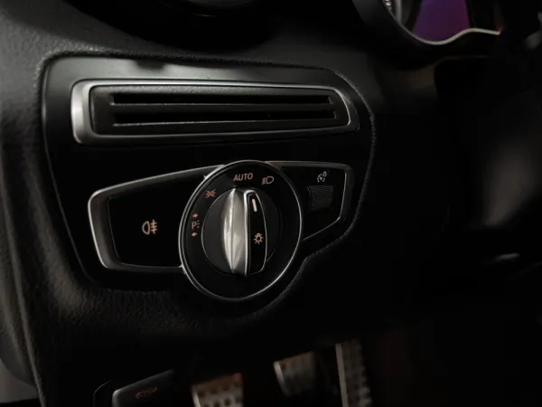 Mercedes-Benz C 220 d AMG Line 17