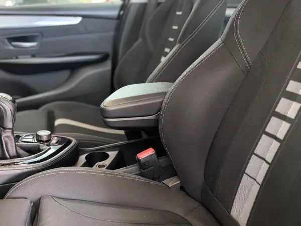 BMW 216 Gran Tourer d 7L Line Sport 18