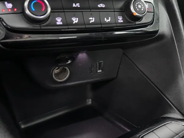 Opel Corsa 1.2 Business 15