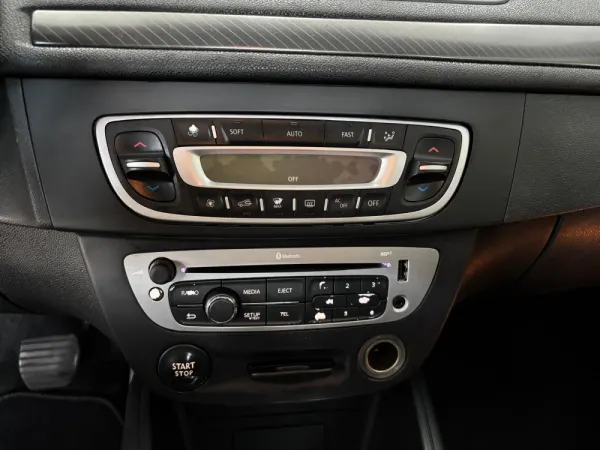 Renault Mégane Sport Tourer 1.5 dCi Dynamique SS 13