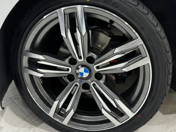 BMW 320 d 15