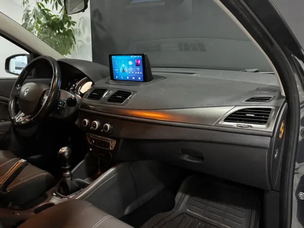 Renault Mégane Sport Tourer 1.5 dCi Dynamique S 10