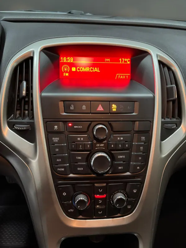 Opel Astra Sports Tourer 1.3 CDTi Cosmo S/S 12