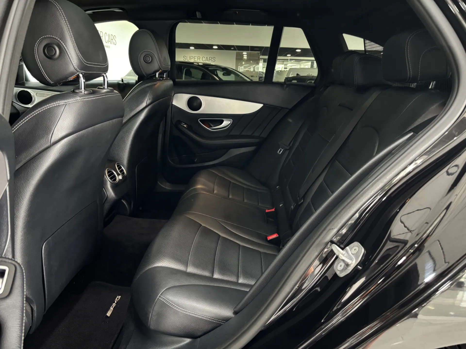 Mercedes-Benz C 220 d AMG Line 7