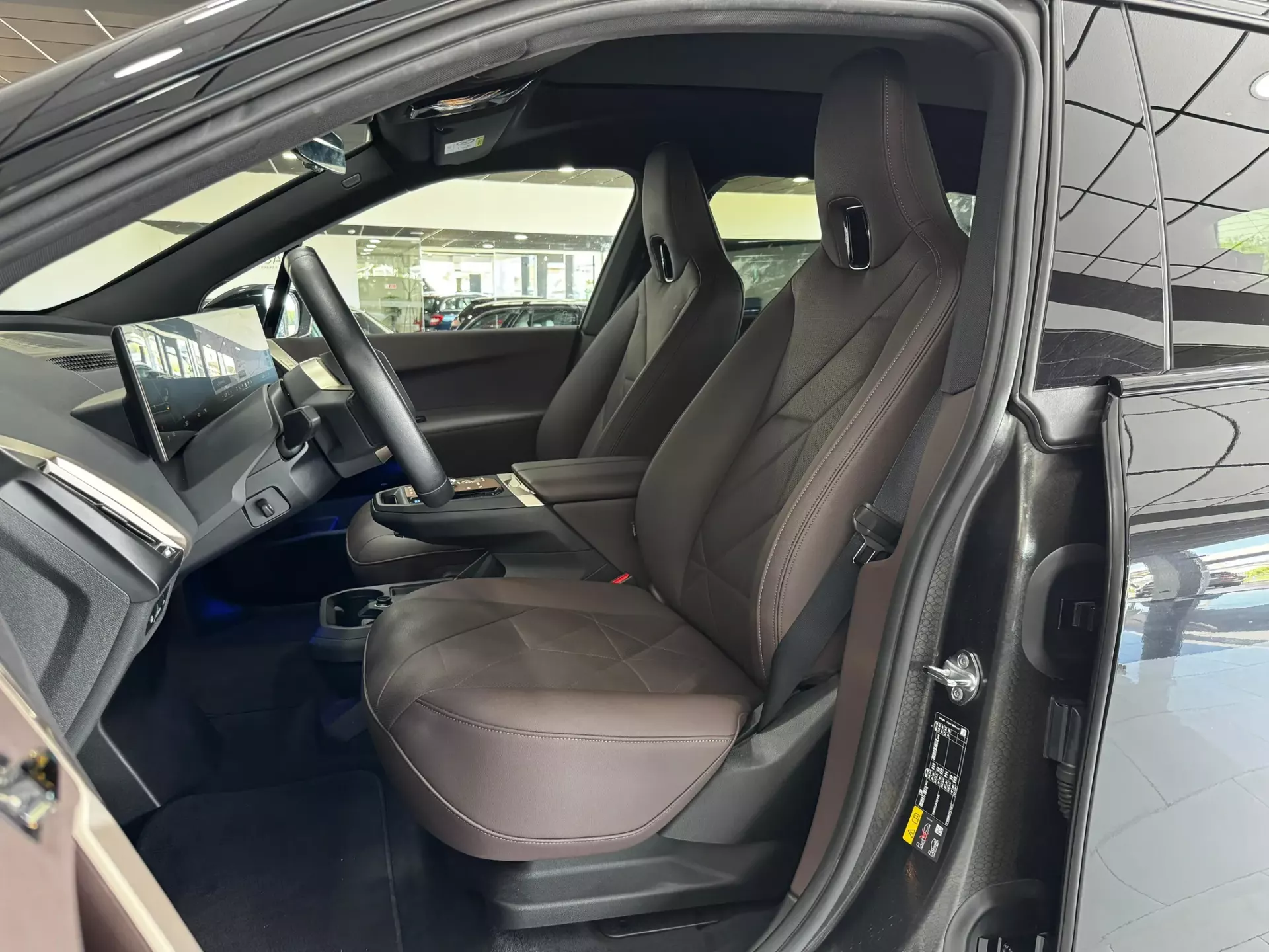 BMW iX2 xDrive 40 Pack Desportivo 6