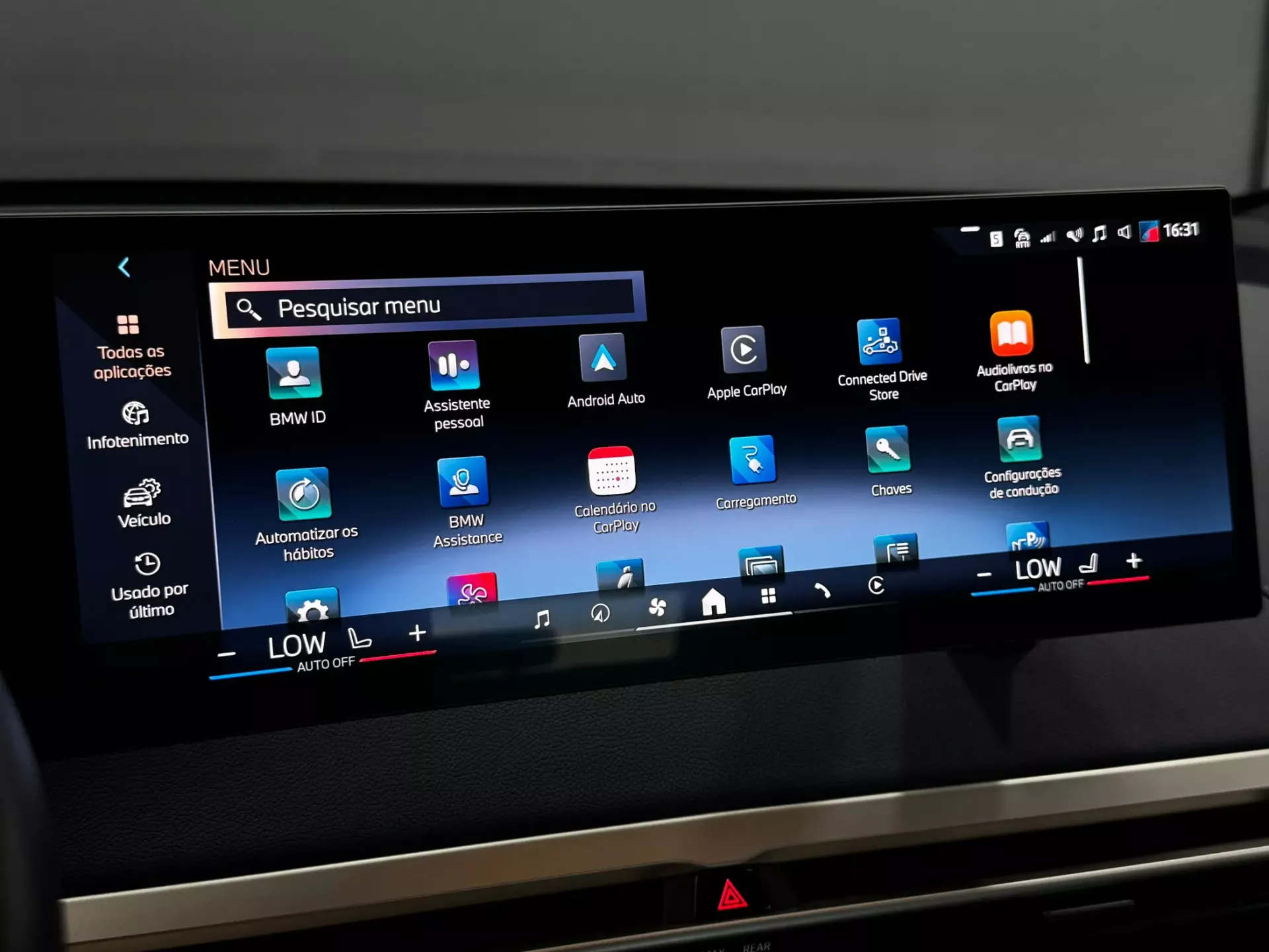 BMW iX2 xDrive 40 Pack Desportivo 18