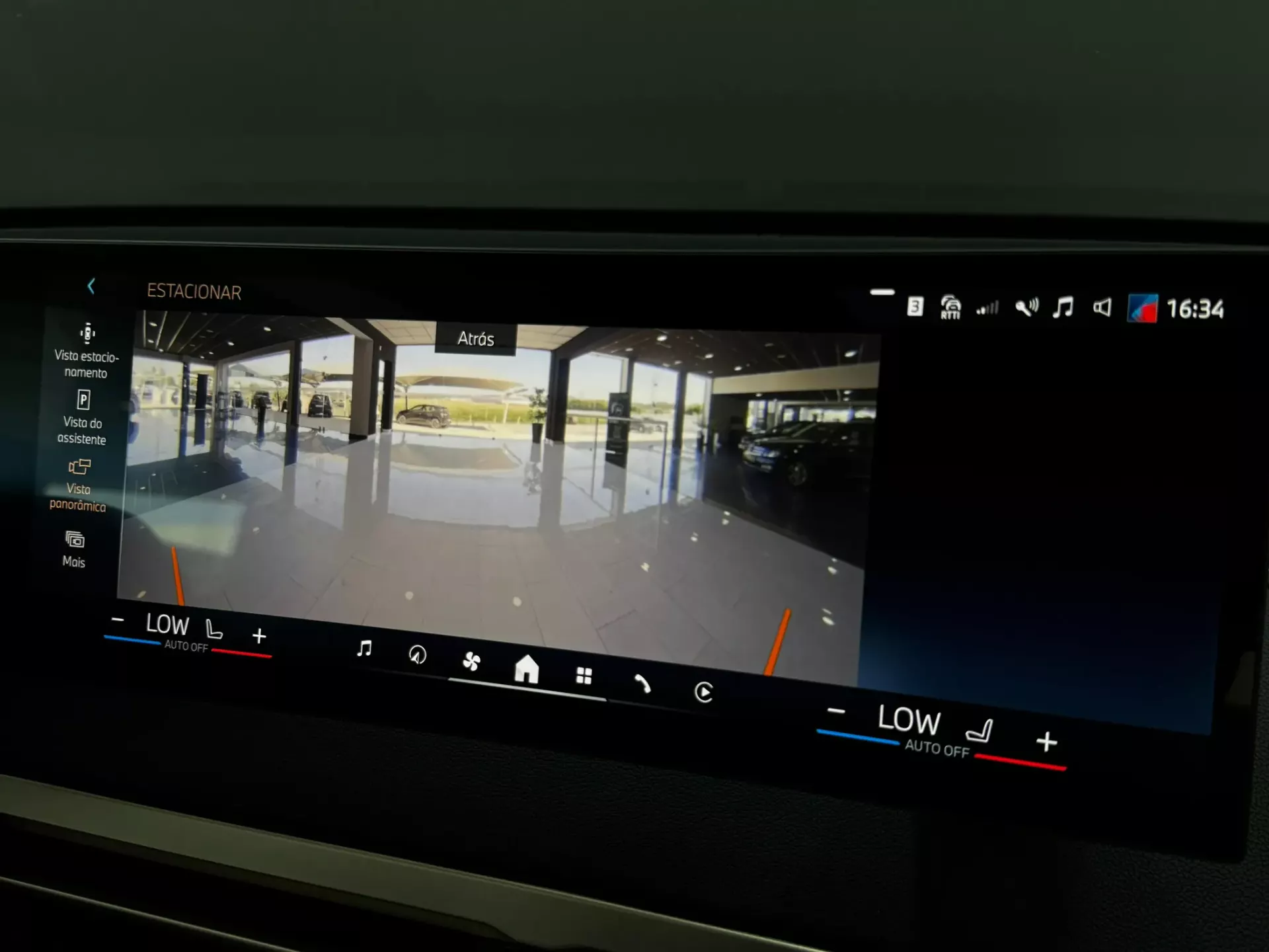 BMW iX2 xDrive 40 Pack Desportivo 25