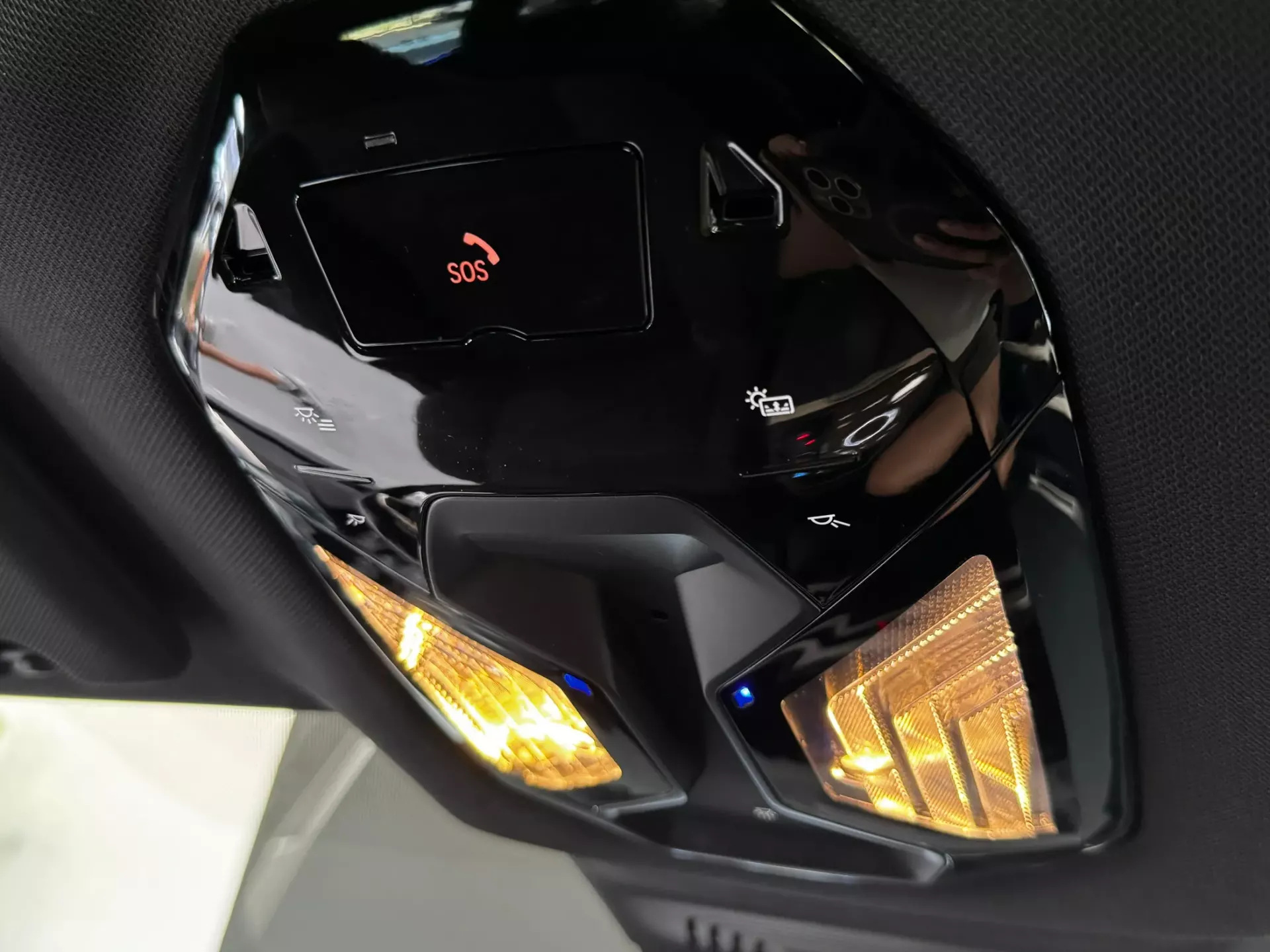 BMW iX2 xDrive 40 Pack Desportivo 28