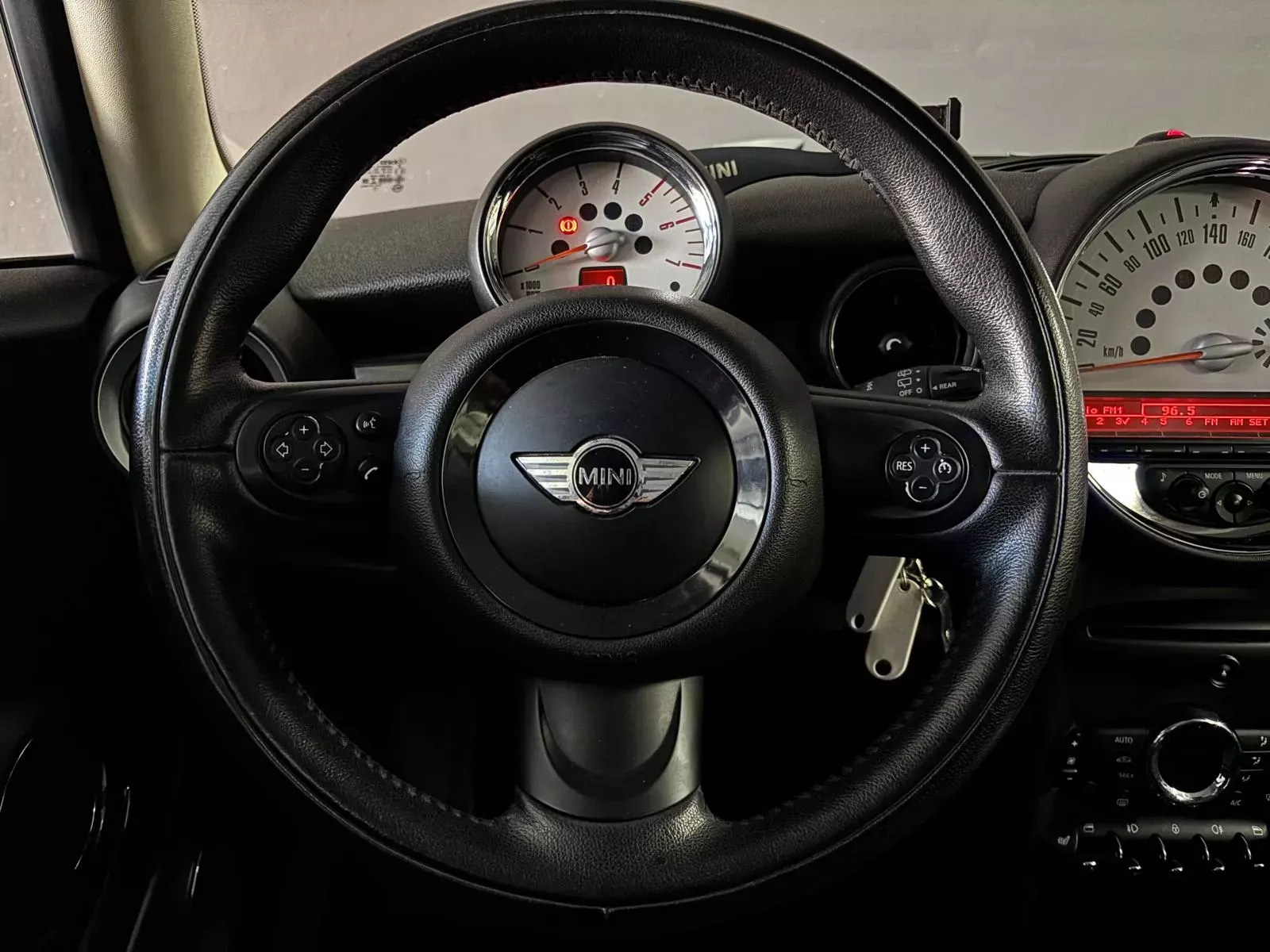 MINI 3 Portas One D 11