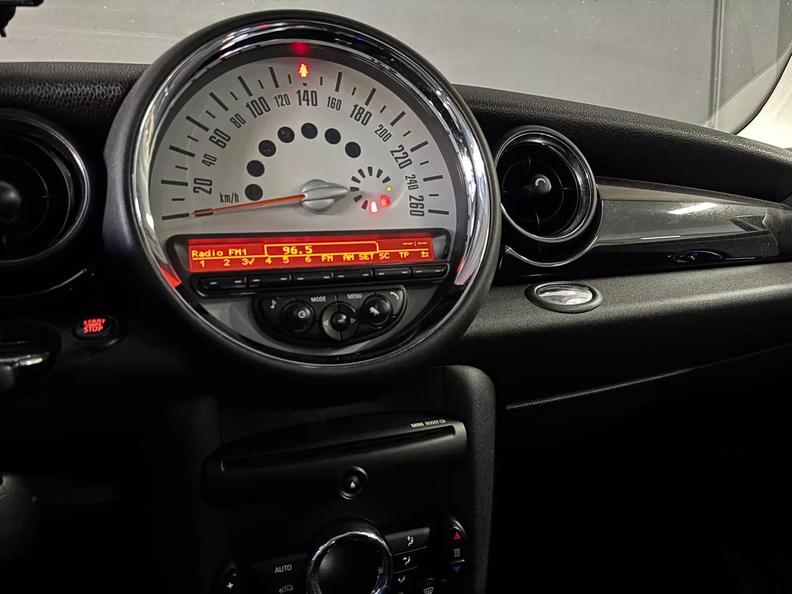 MINI 3 Portas One D 12