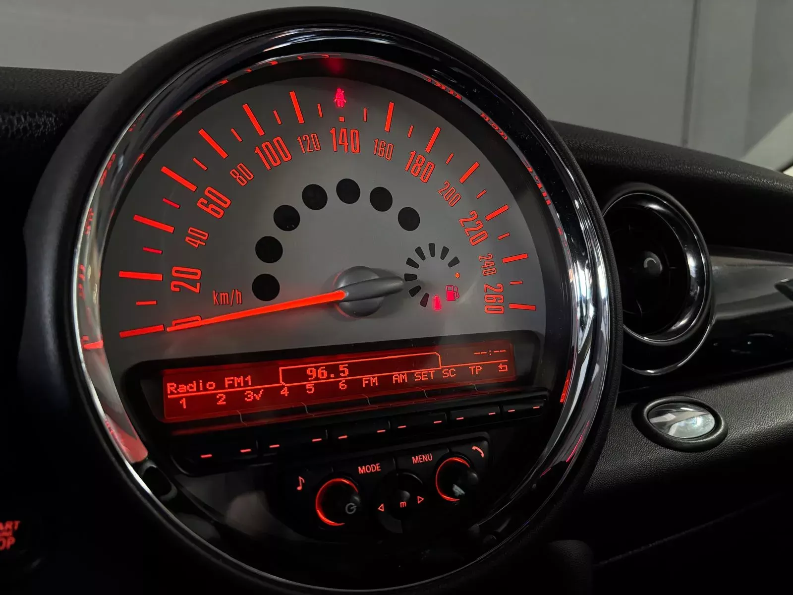 MINI 3 Portas One D 14