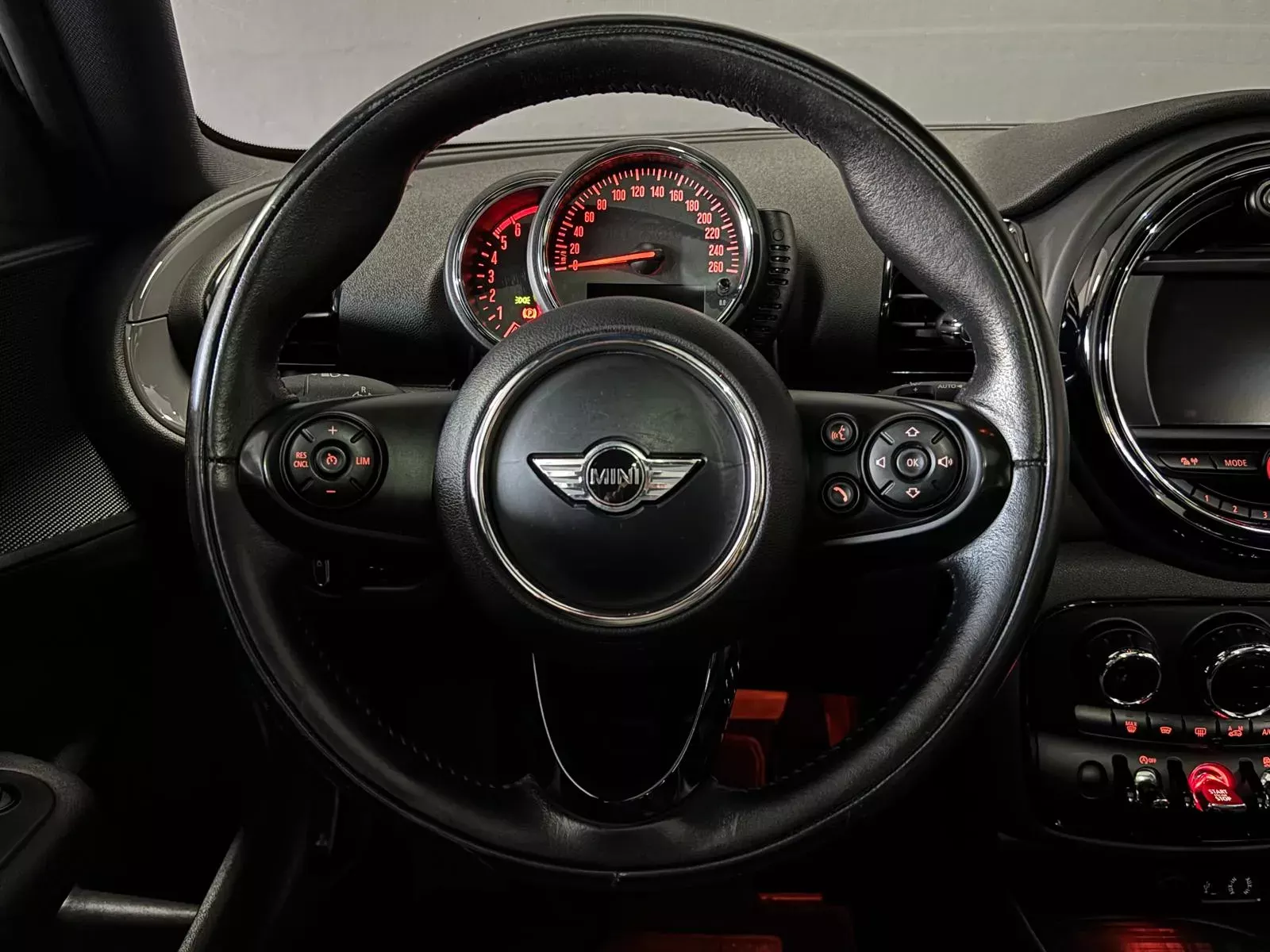 MINI Clubman One D 11