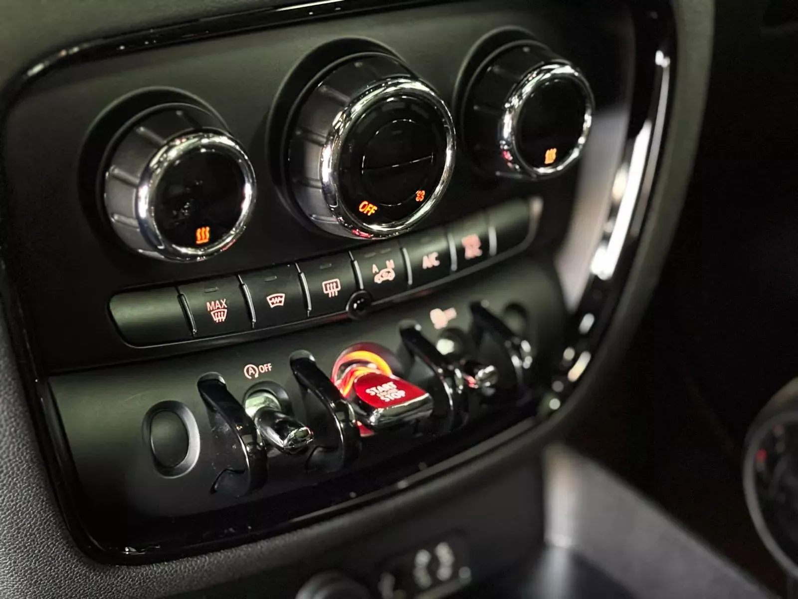 MINI Clubman One D 15