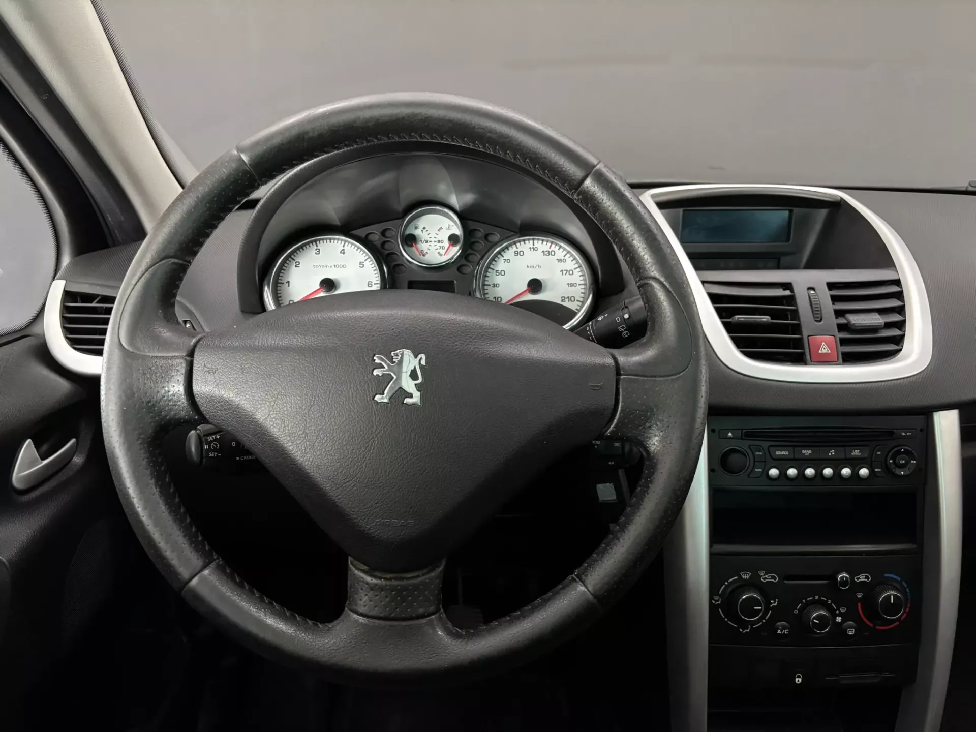 Peugeot 207 SW 1.4 VTi Active 12