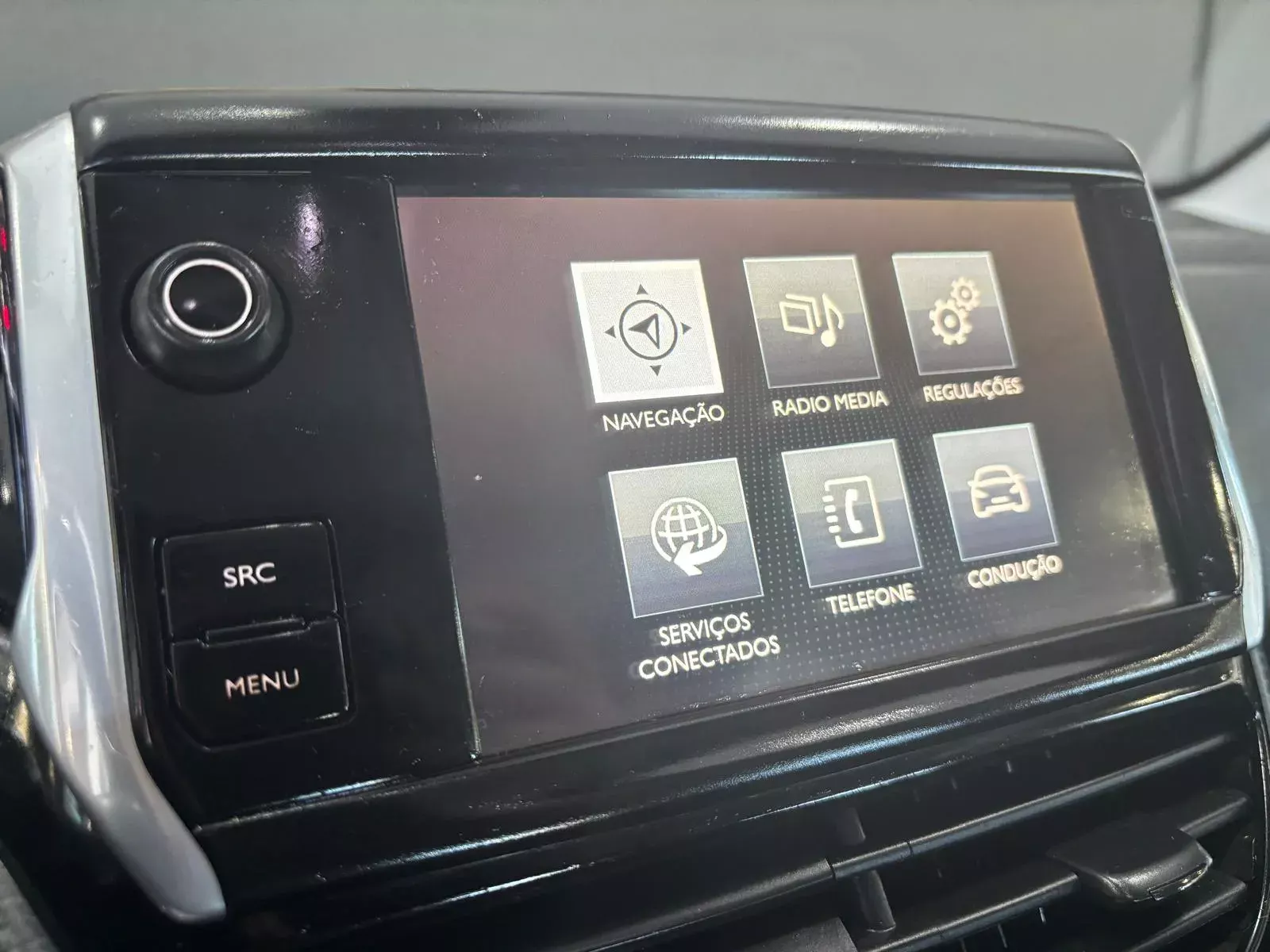 Peugeot 208 1.6 BlueHDi Style 13