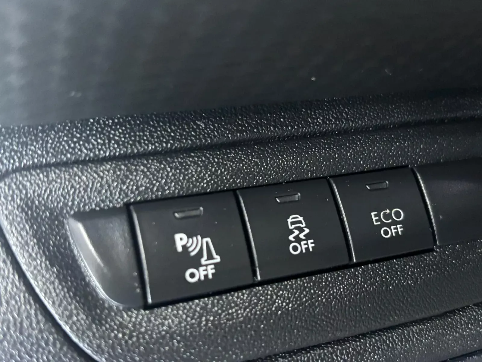 Peugeot 208 1.6 BlueHDi Style 15