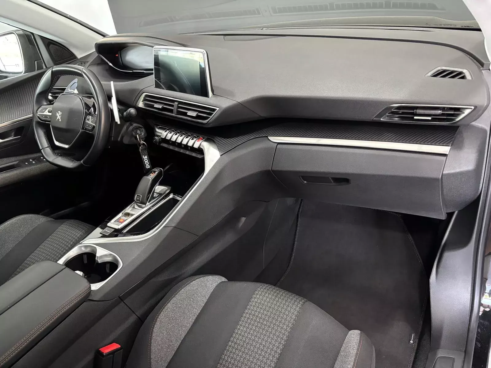 Peugeot 3008 1.5 BlueHDi Active Pack EAT8 10