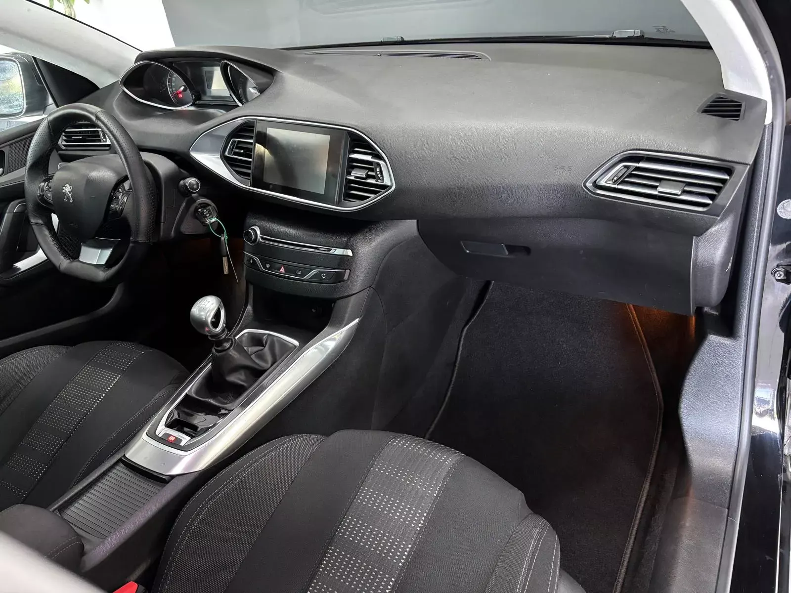 Peugeot 308 SW 1.6 BlueHDi Allure J17 10