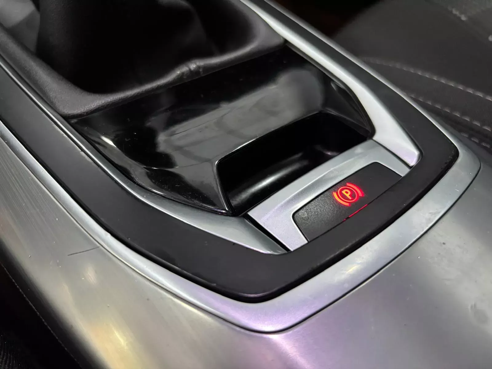 Peugeot 308 SW 1.6 BlueHDi Allure J17 16