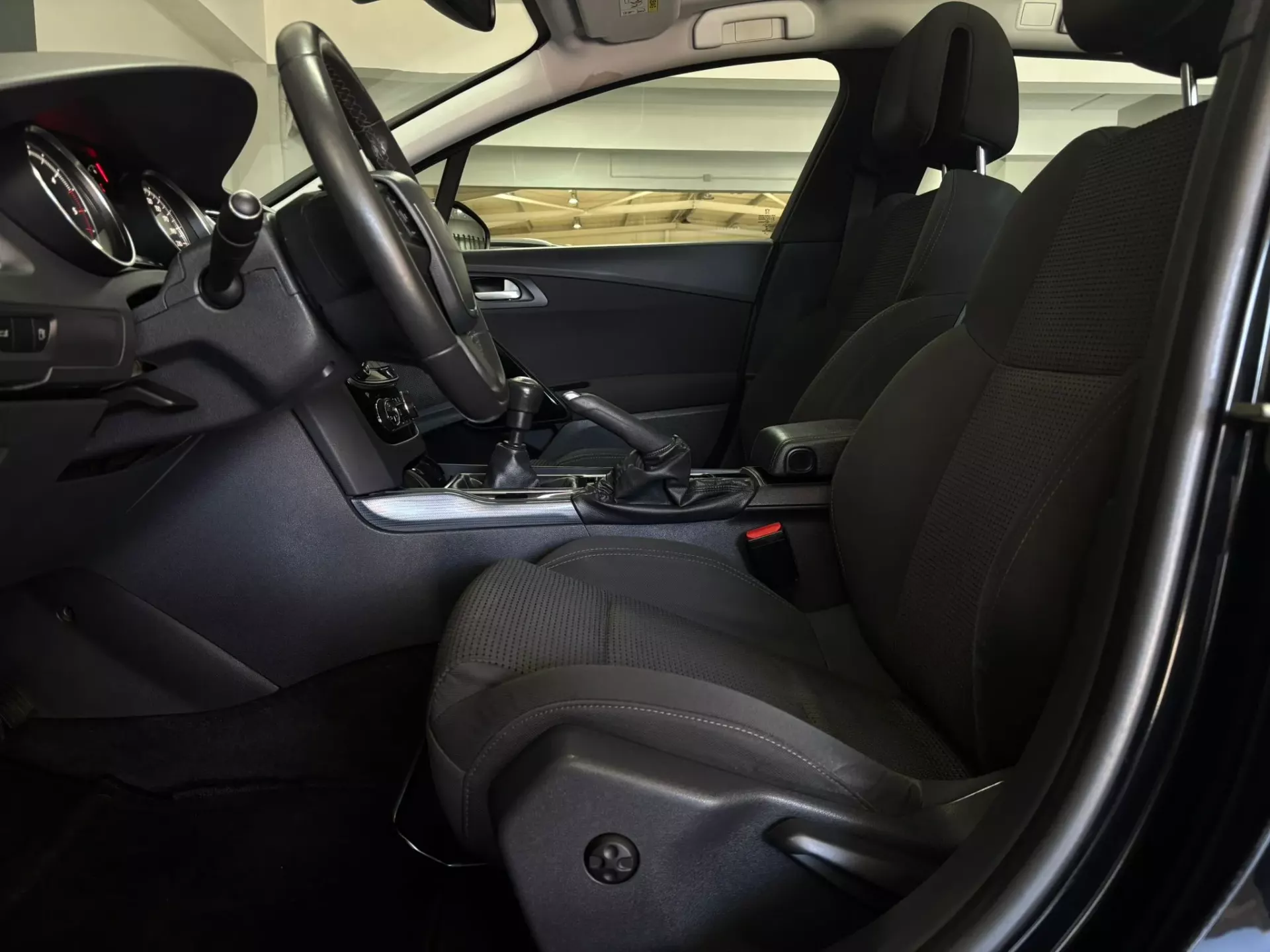 Peugeot 508 SW 1.6 BlueHDi Active 6