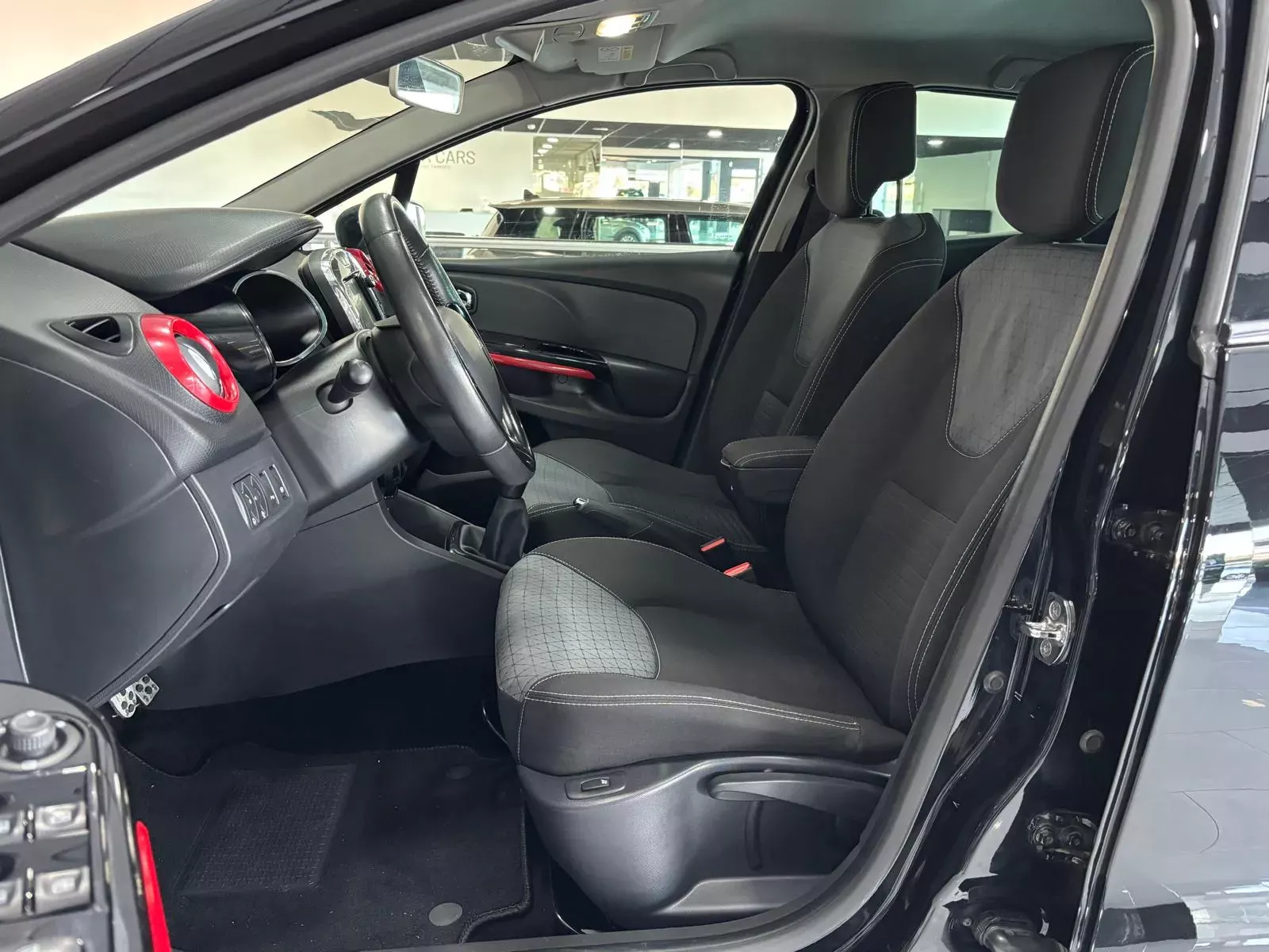 Renault Clio (Energy) TCe 90 Bose Edition 6