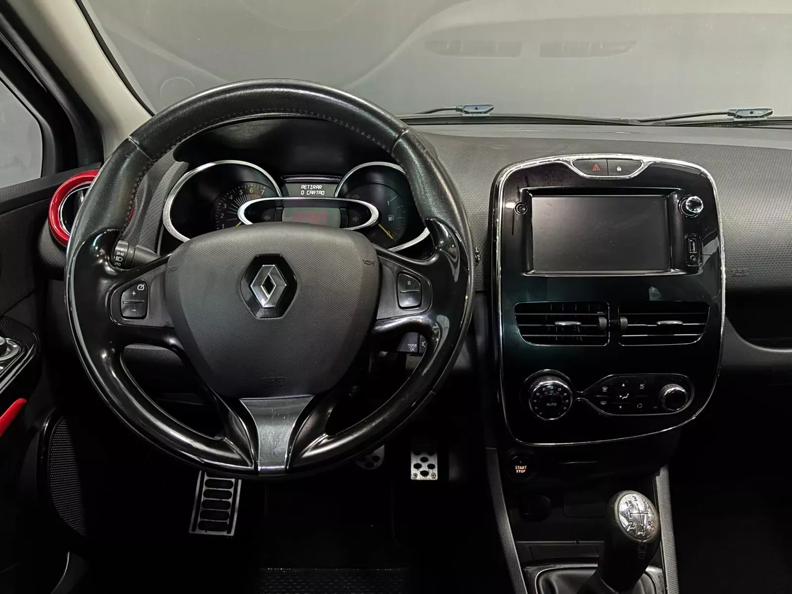 Renault Clio (Energy) TCe 90 Bose Edition 11