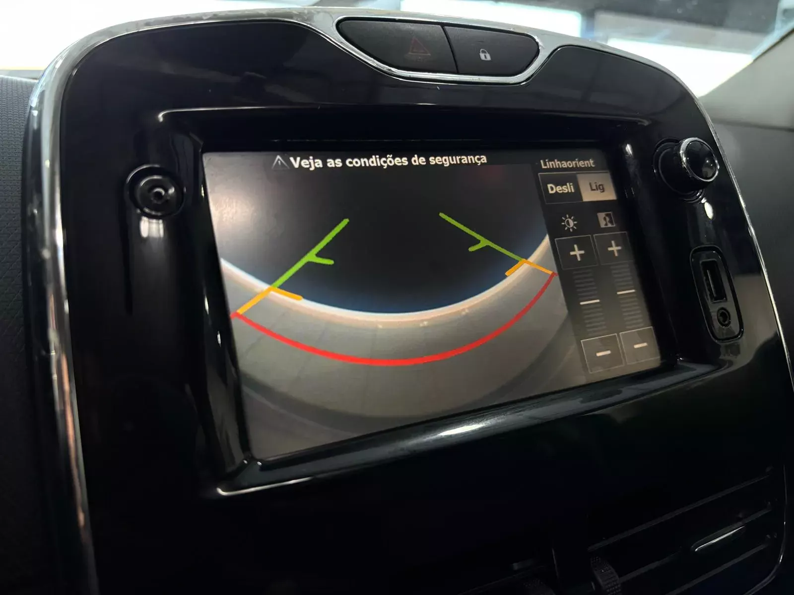 Renault Clio (Energy) TCe 90 Bose Edition 14