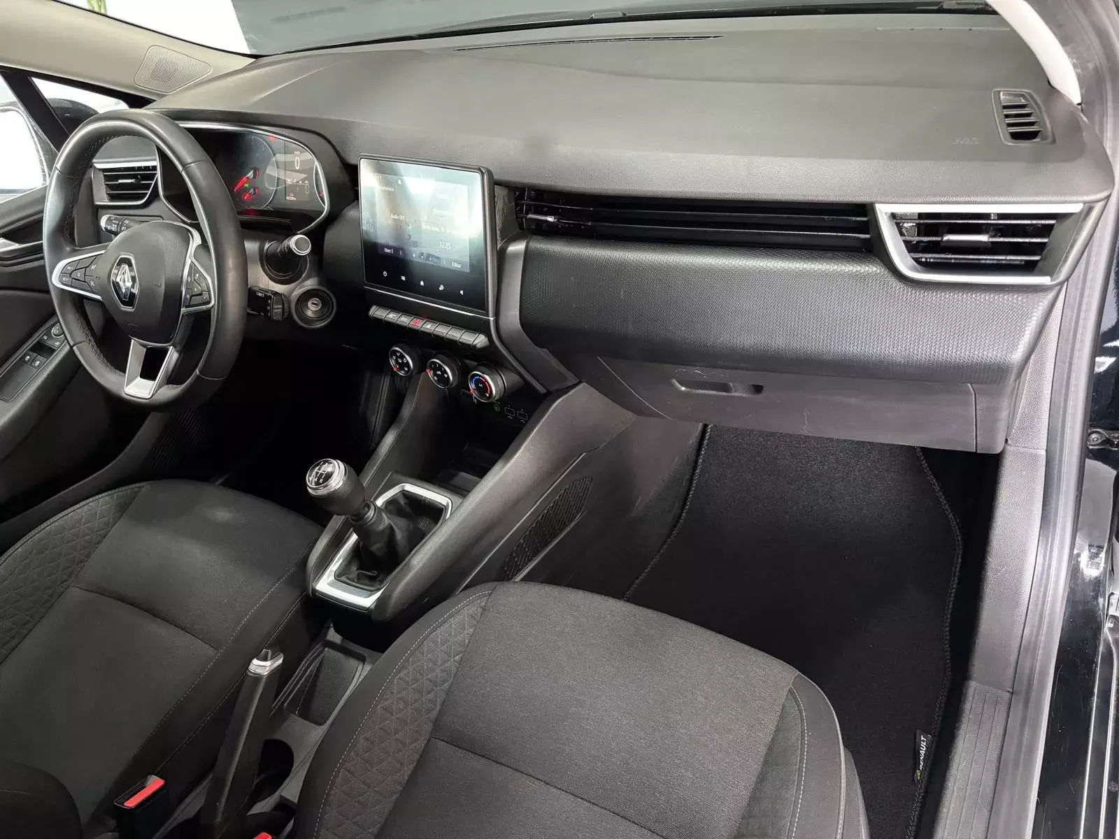 Renault Clio 1.0 TCe Intens Bi-Fuel 10