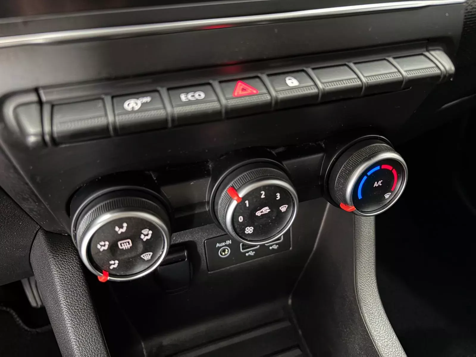 Renault Clio 1.0 TCe Intens Bi-Fuel 13