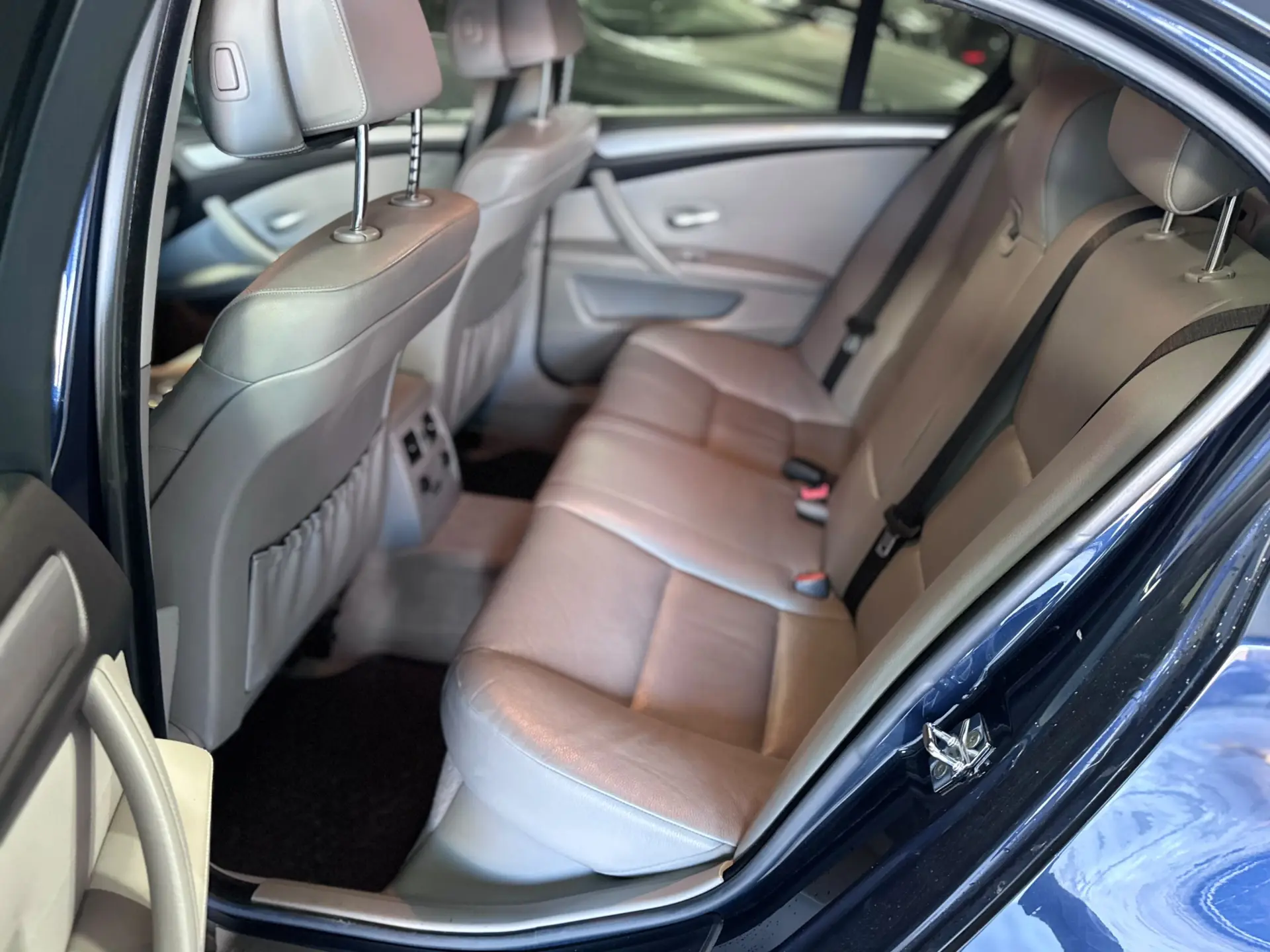 BMW 520 dA Sport 7