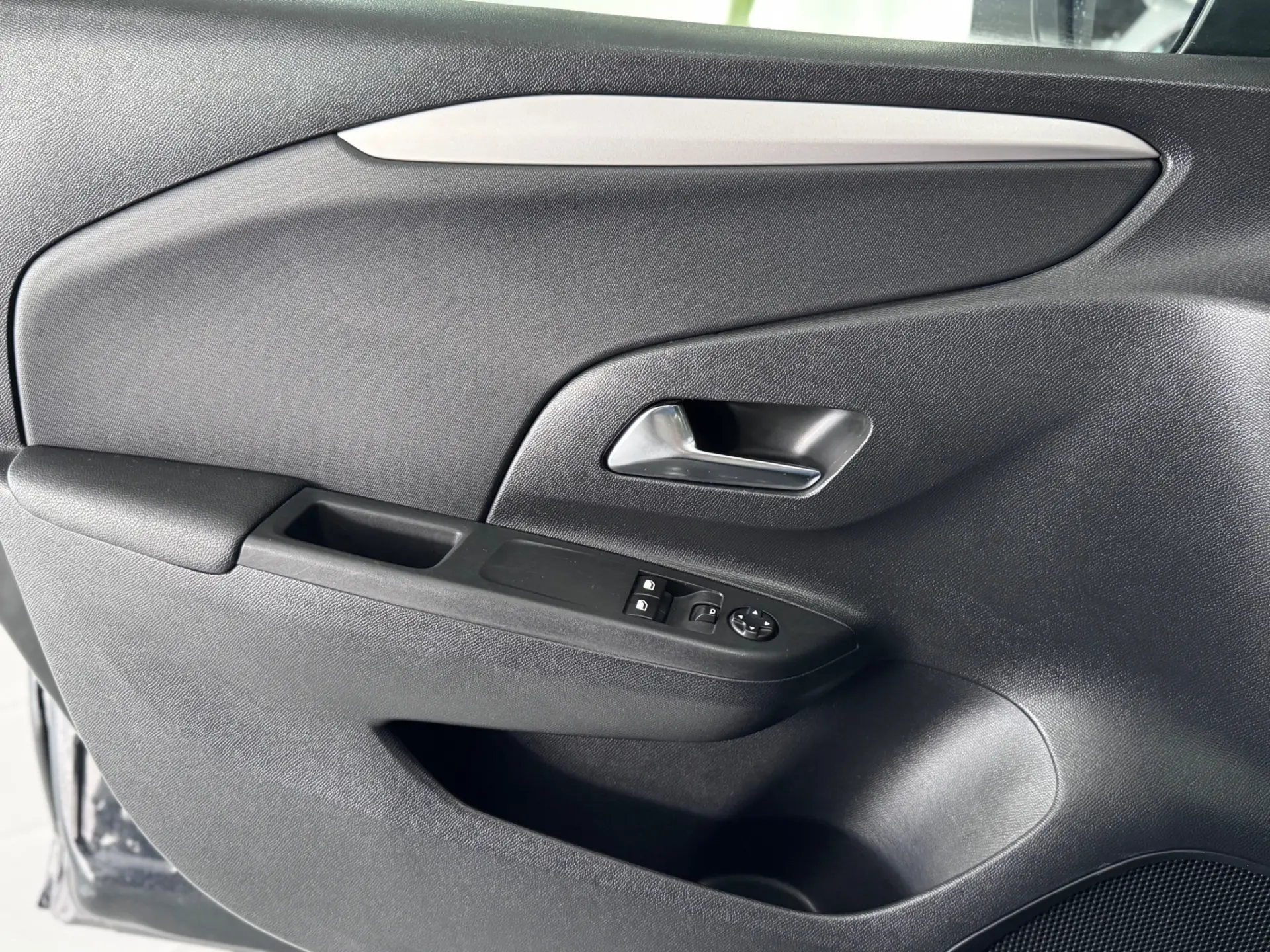 Opel Corsa 1.2 Business 19