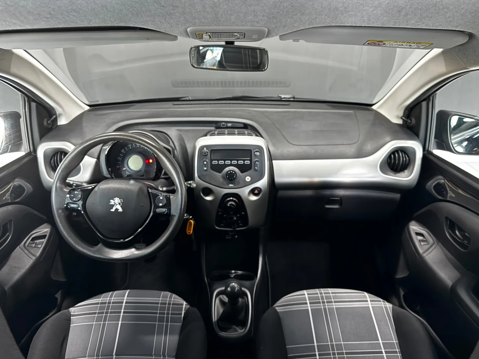 Peugeot 108 1.0 VTi Active 5