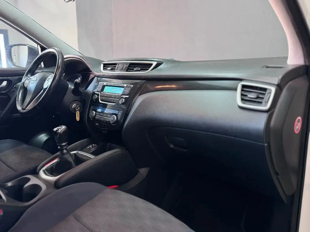 Nissan Qashqai 1.6 dCi Acenta NC 4x4i 10