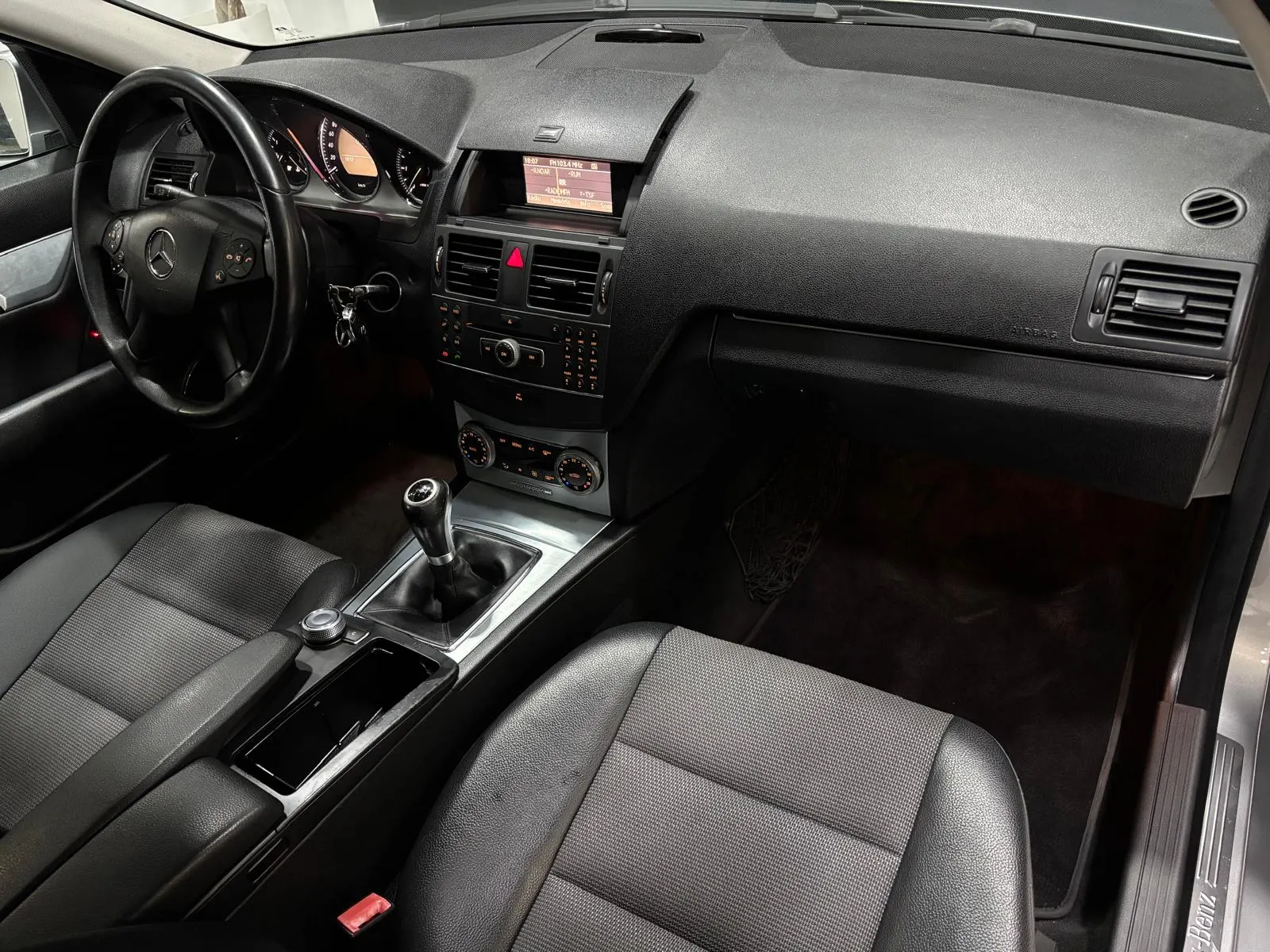 Mercedes-Benz C 220 CDi Avantgarde BlueEfficiency 10