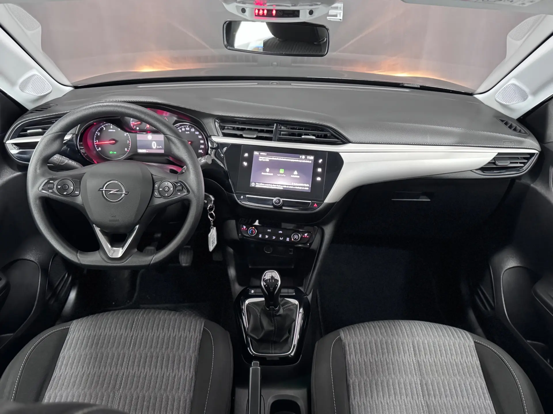 Opel Corsa 1.2 Business 5