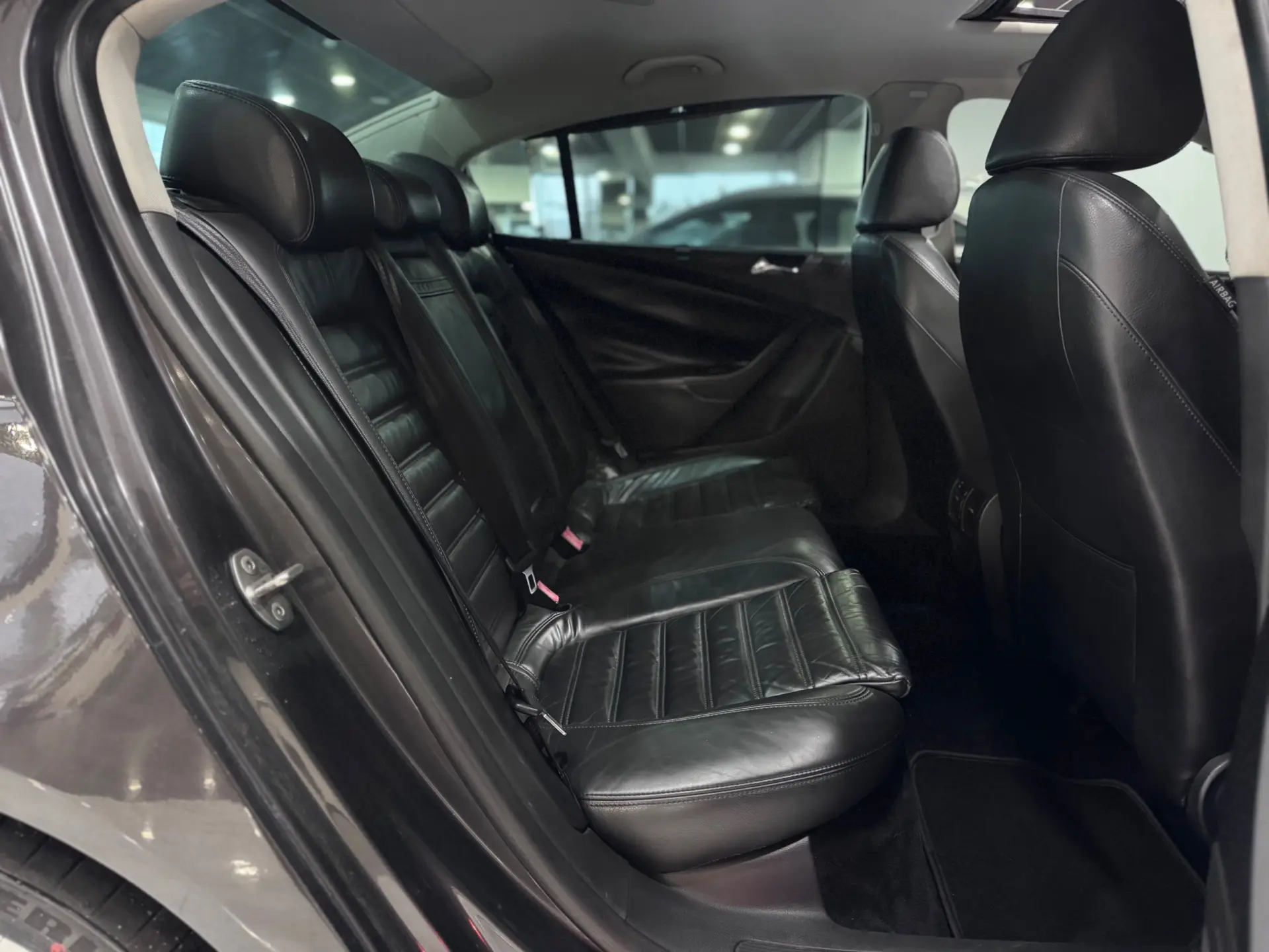 Volkswagen Passat 2.0 TDI Edition Highline DSG 9