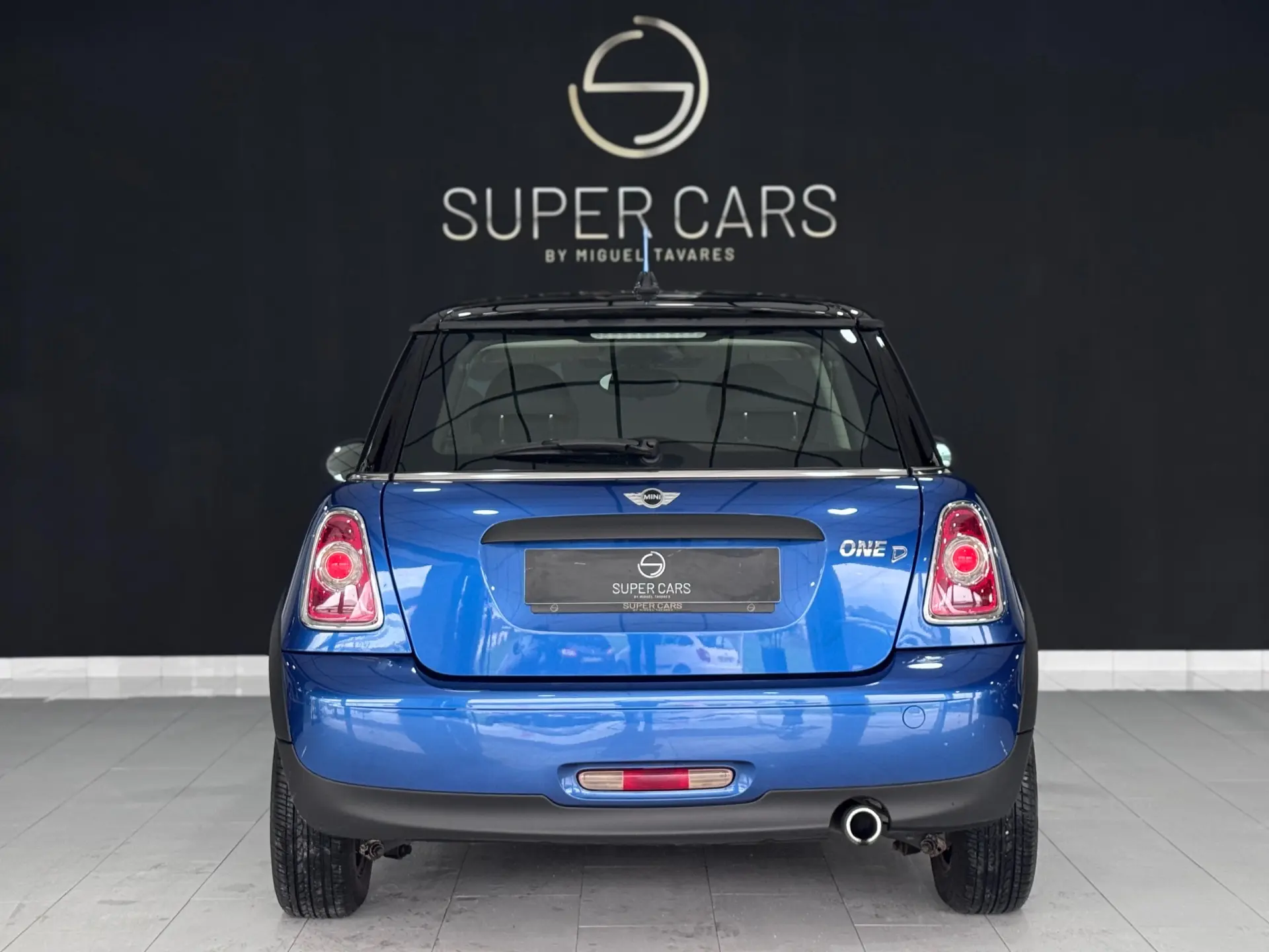 MINI 3 Portas One D 4