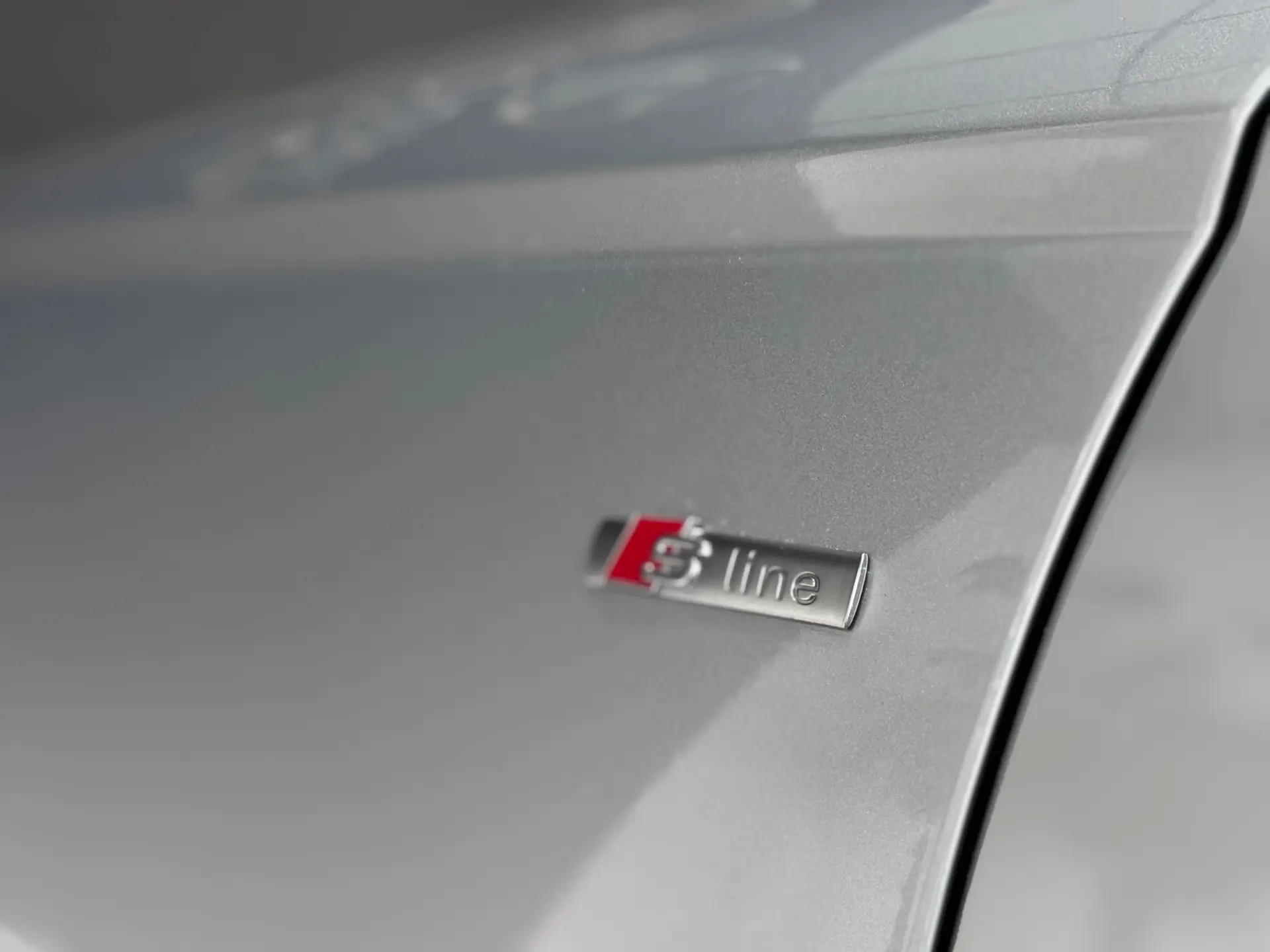 Audi A6 Avant 2.0 TDi S-line S tronic 23