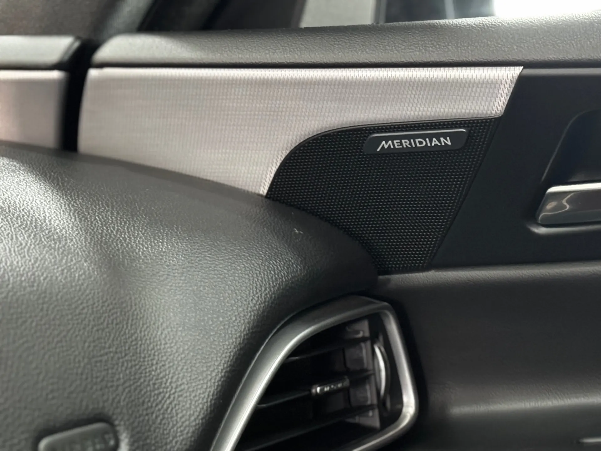 Jaguar XE 2.0 D R-Sport Aut. 17