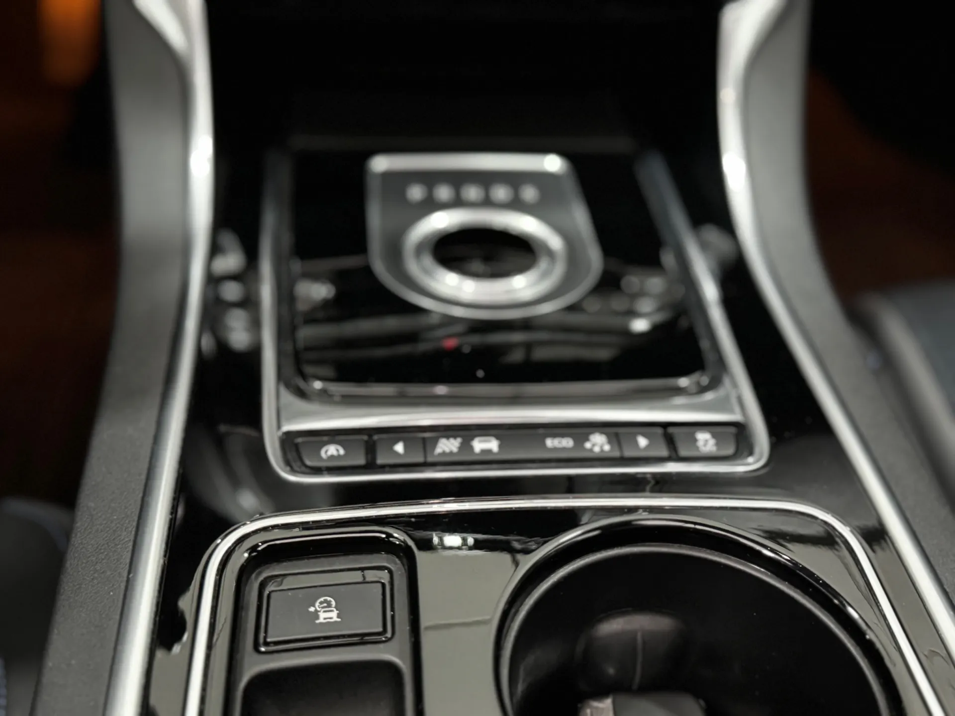 Jaguar XE 2.0 D R-Sport Aut. 15