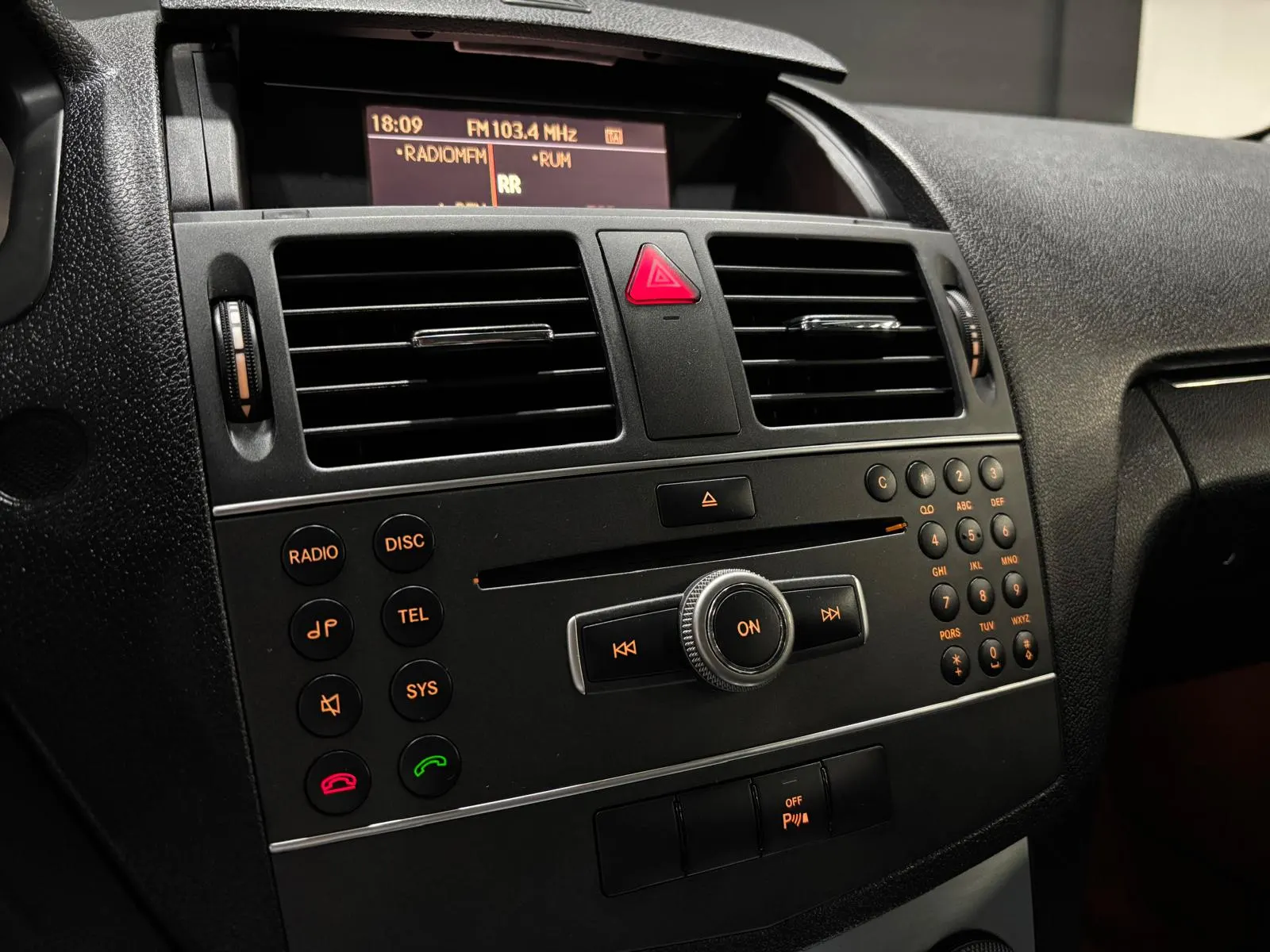 Mercedes-Benz C 220 CDi Avantgarde BlueEfficiency 13