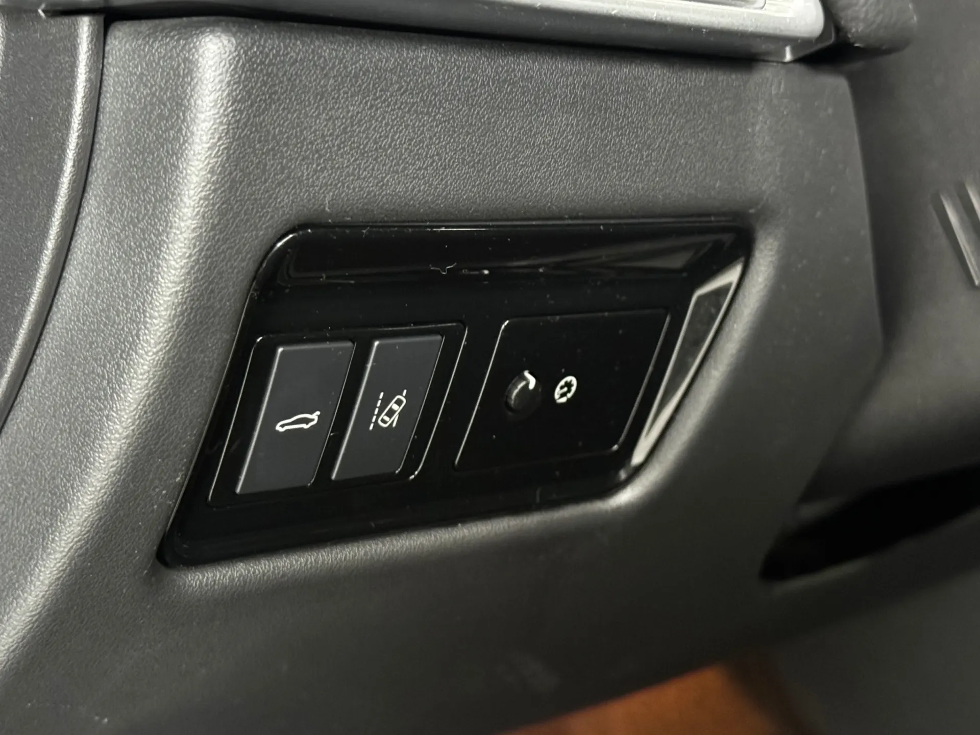 Jaguar XE 2.0 D R-Sport Aut. 16