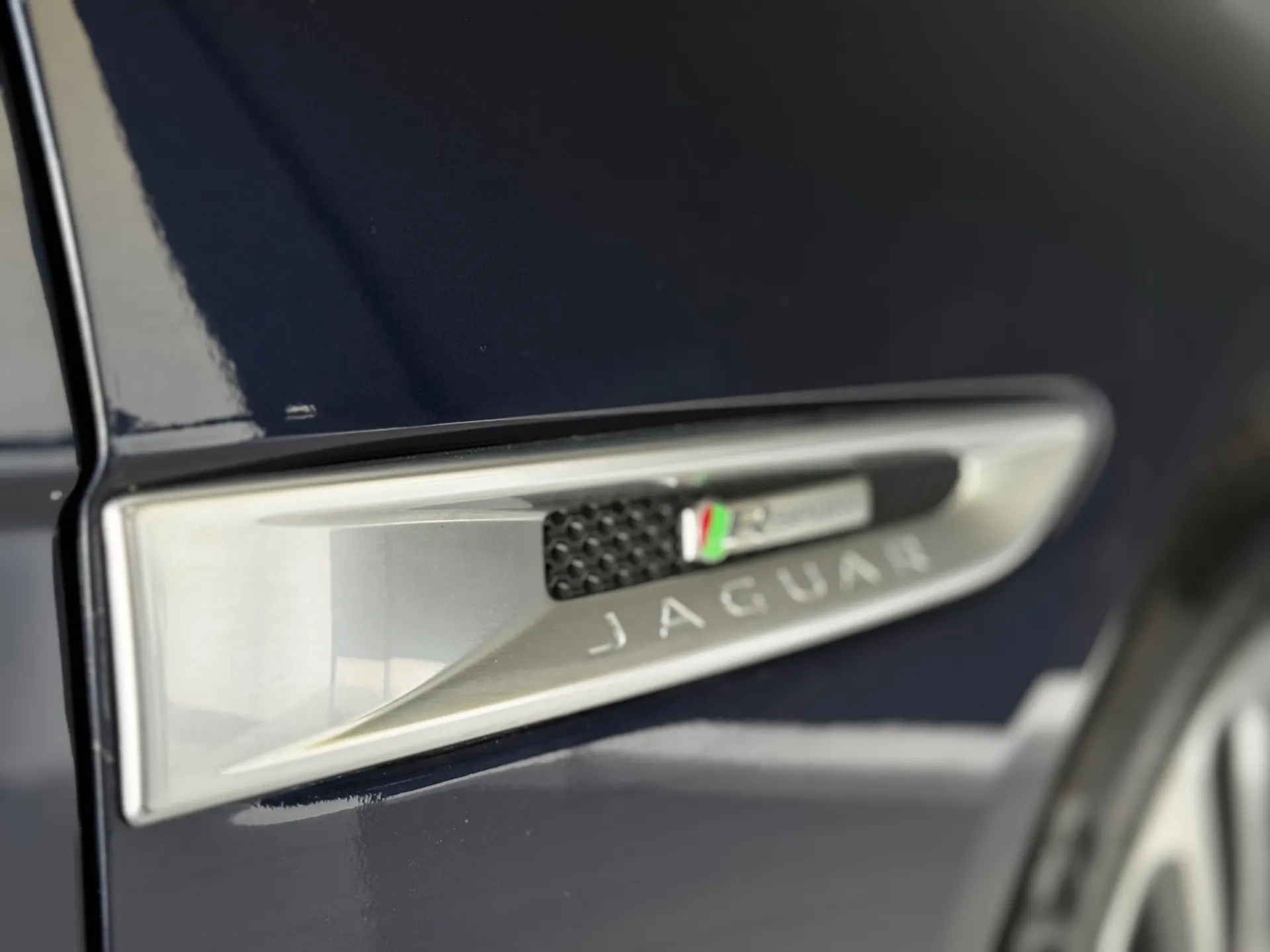 Jaguar XE 2.0 D R-Sport Aut. 22