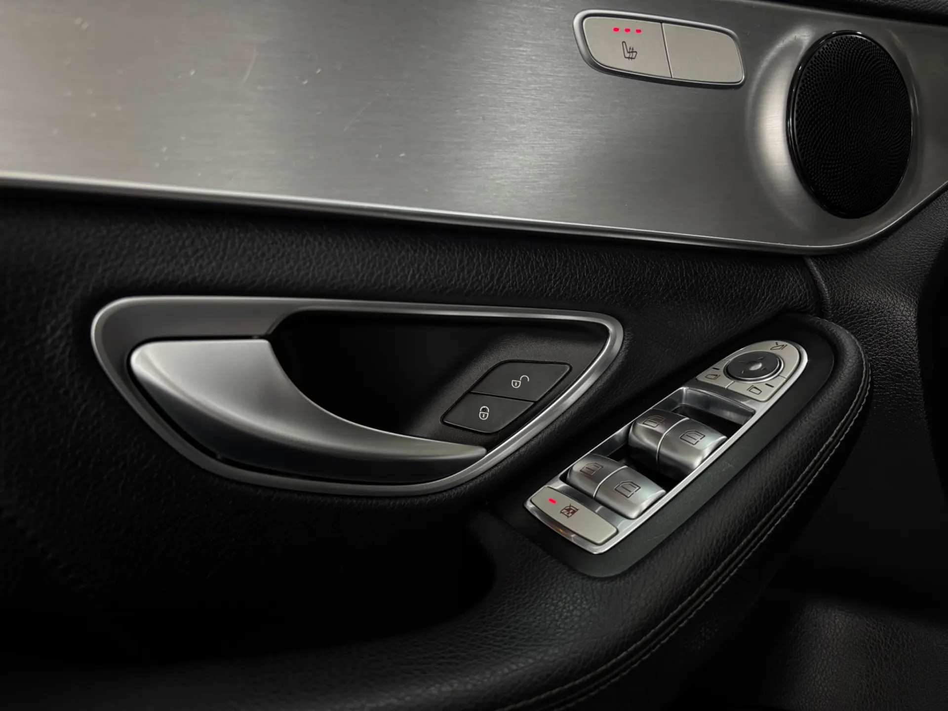 Mercedes-Benz C 220 d AMG Line 16