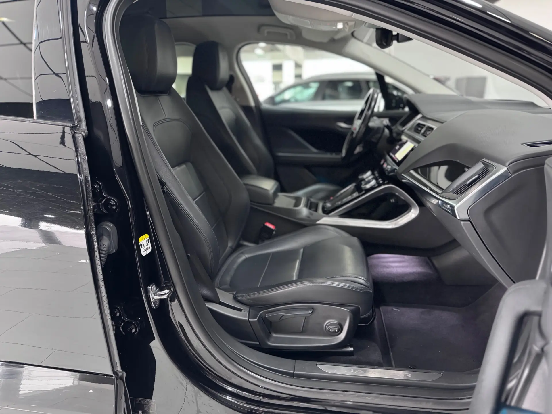 Jaguar I-Pace EV400 AWD S 10